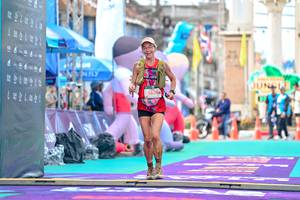 BIB: 1001
                            <button type="button" onclick="openModal(24884237)" class="btn btn-primary btn-sm float-right btn-popup" data-toggle="modal" data-target=".modal-high-quality">
                        <i class="fas fa-shopping-cart"></i> Add to Cart
                    </button>
                                            <button type="button" onclick="isThisMe(24884237, true)" class="btn btn-success btn-sm float-right btn-popup btn-isme hidden" data-toggle="tooltip" data-placement="bottom" title="นี่คือรูปของคุณใช่ไหม คลิกที่นี่เพื่อเอาเข้าอัลบั้ม">
                        <i class="fas fa-plus"></i> Add to album
                    </button>
                    <button type="button" onclick="isThisMe(24884237, false)" class="btn btn-warning btn-sm float-right btn-popup btn-isnotme hidden">
                        <i class="fas fa-ban"></i> Remove from album
                    </button>